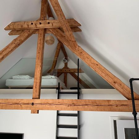 Charmantes Loft Mit Ganz Besonderem Flair Friedrichshafen Bagian luar foto