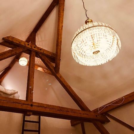 Charmantes Loft Mit Ganz Besonderem Flair Friedrichshafen Bagian luar foto