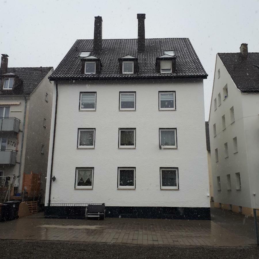 Charmantes Loft Mit Ganz Besonderem Flair Friedrichshafen Bagian luar foto