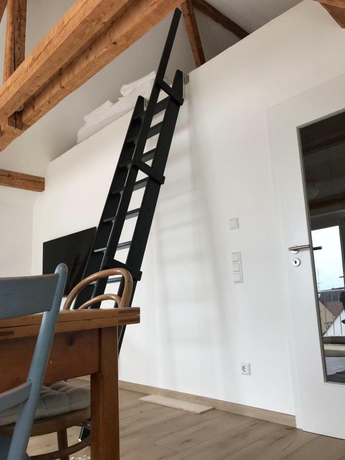 Charmantes Loft Mit Ganz Besonderem Flair Friedrichshafen Bagian luar foto